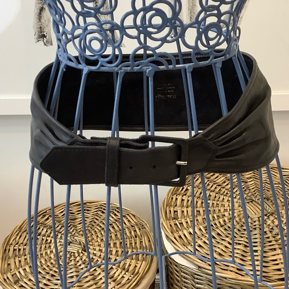 nikki jagga Accessories - Black genuine leather waist belt. Size XS